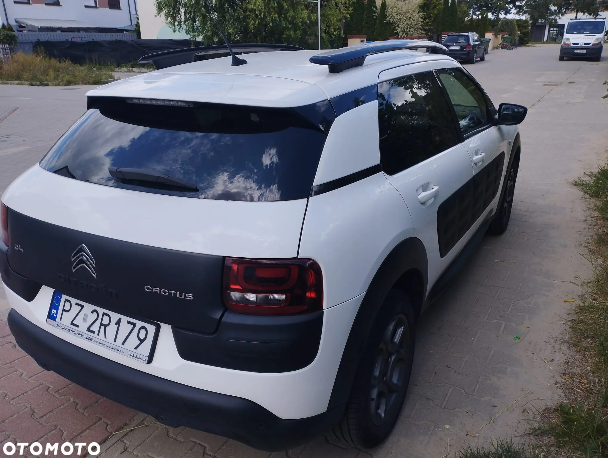 Citroën C4 Cactus 1.2 PureTech Shine S&S - 19