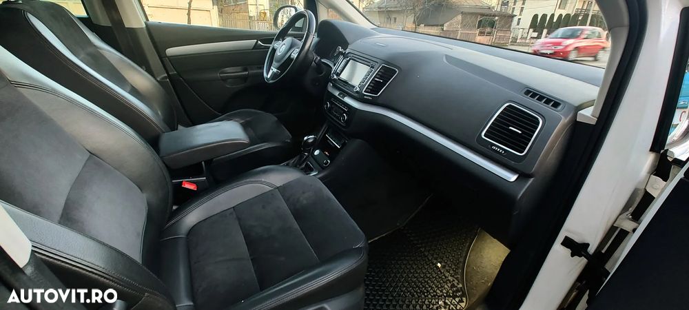 Volkswagen Sharan 2.0 TDI DSG Blue Motion Highline - 11