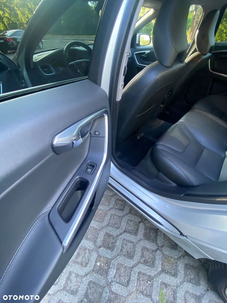 Volvo S60 T5 Drive-E Base - 13