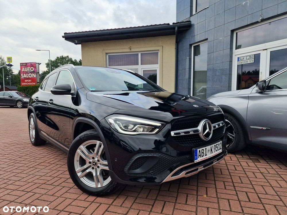 Mercedes-Benz GLA 200 d 8G-DCT Progressive - 11