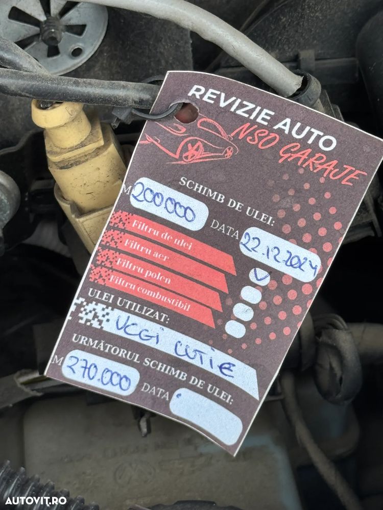 Skoda Octavia Combi 2.0 TDI DSG 4X4 Style - 24