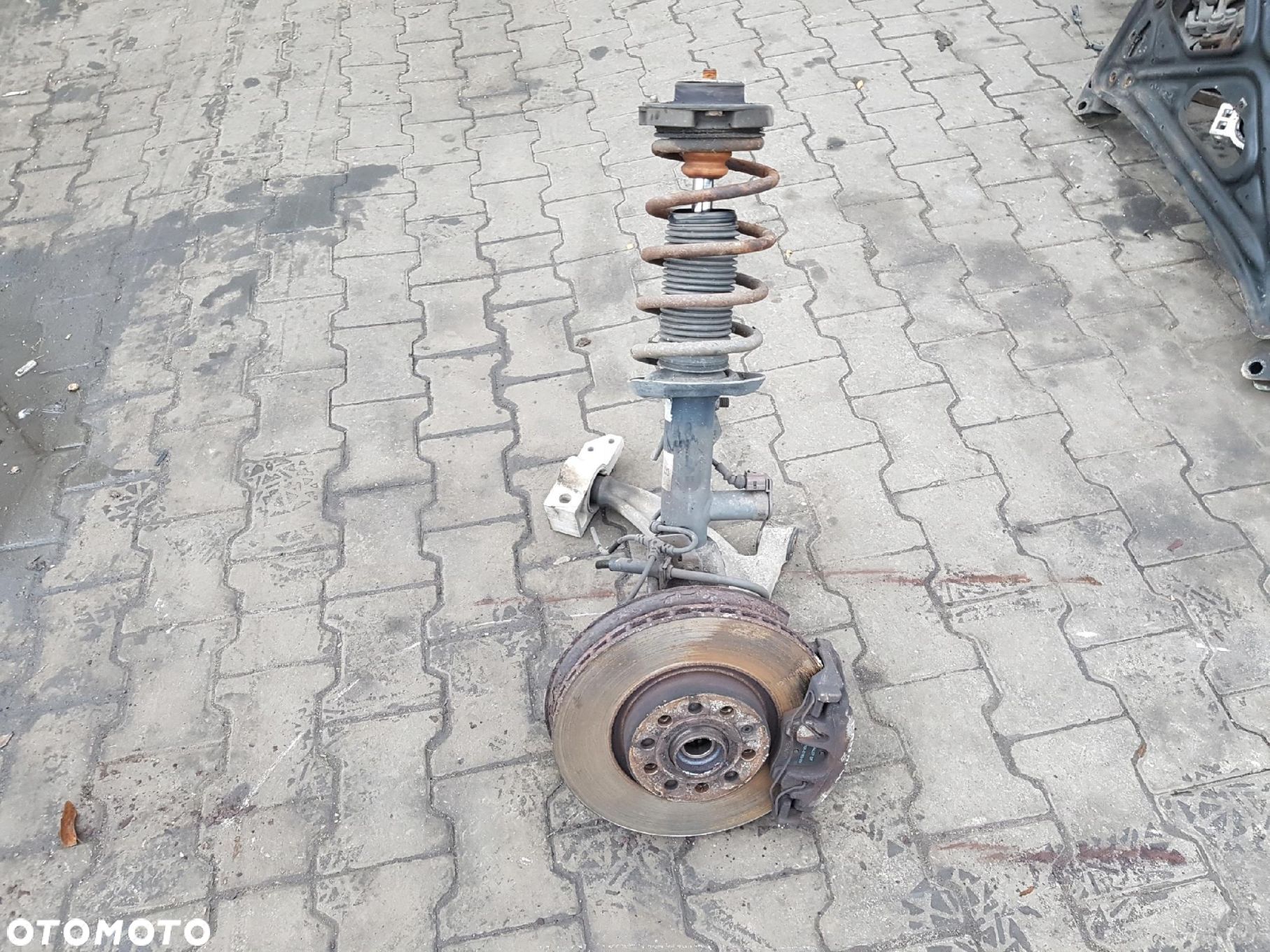VW PASSAT CC 08-12r 2.0 TDI AMORTYZATOR AKTYWNY ZWROTNICA PRAWA PRZÓD - 1