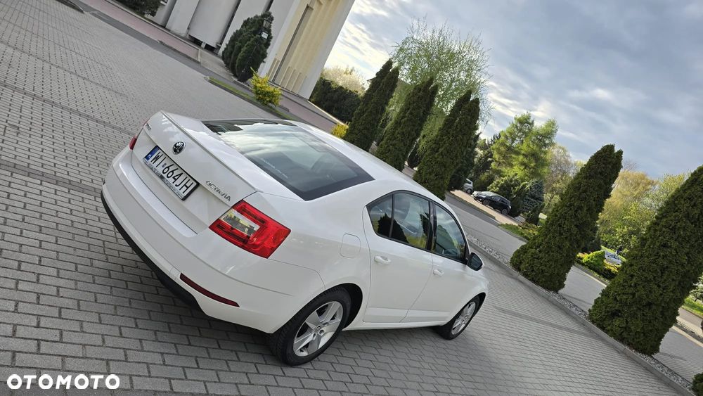 Skoda Octavia 1.5 TSI GPF ACT Ambition - 3