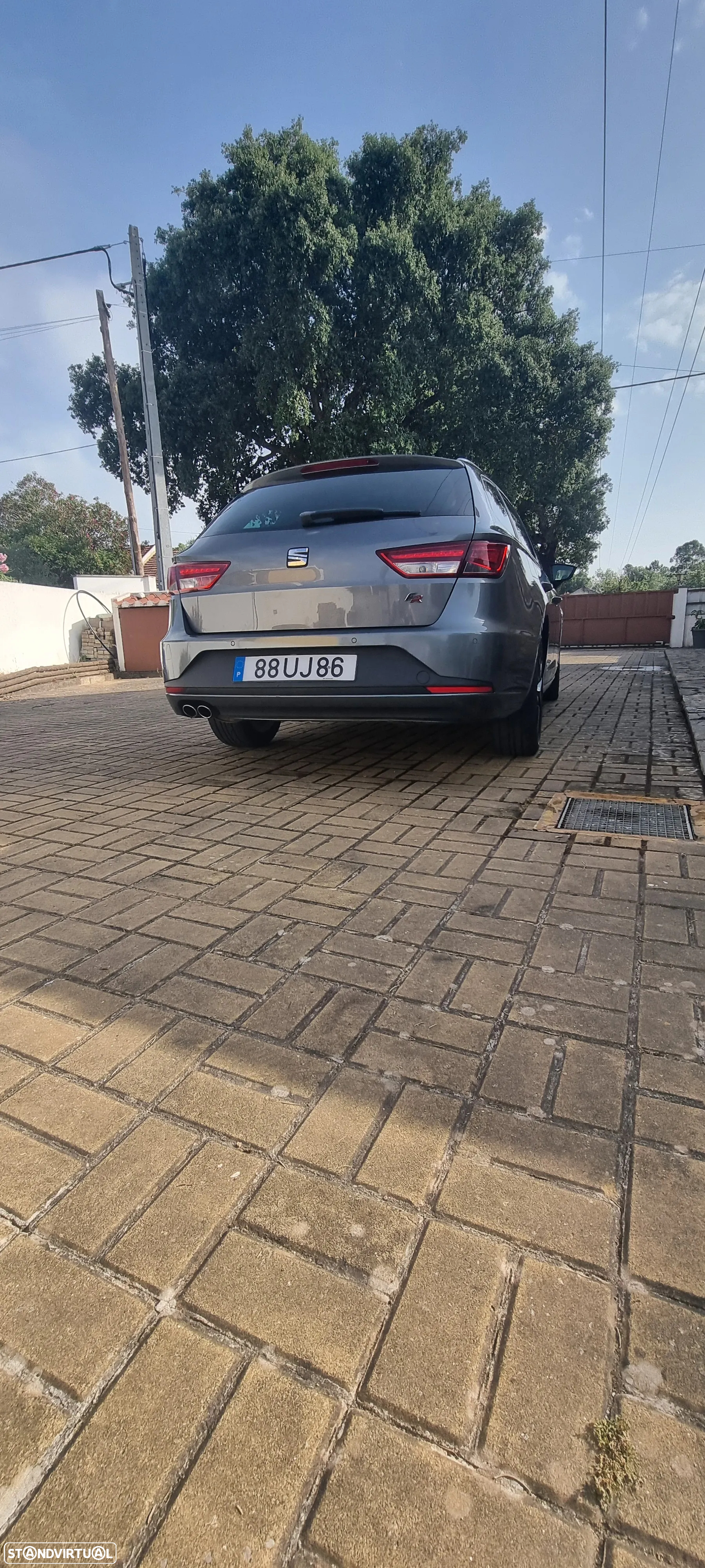SEAT Leon ST 2.0 TDI FR - 4