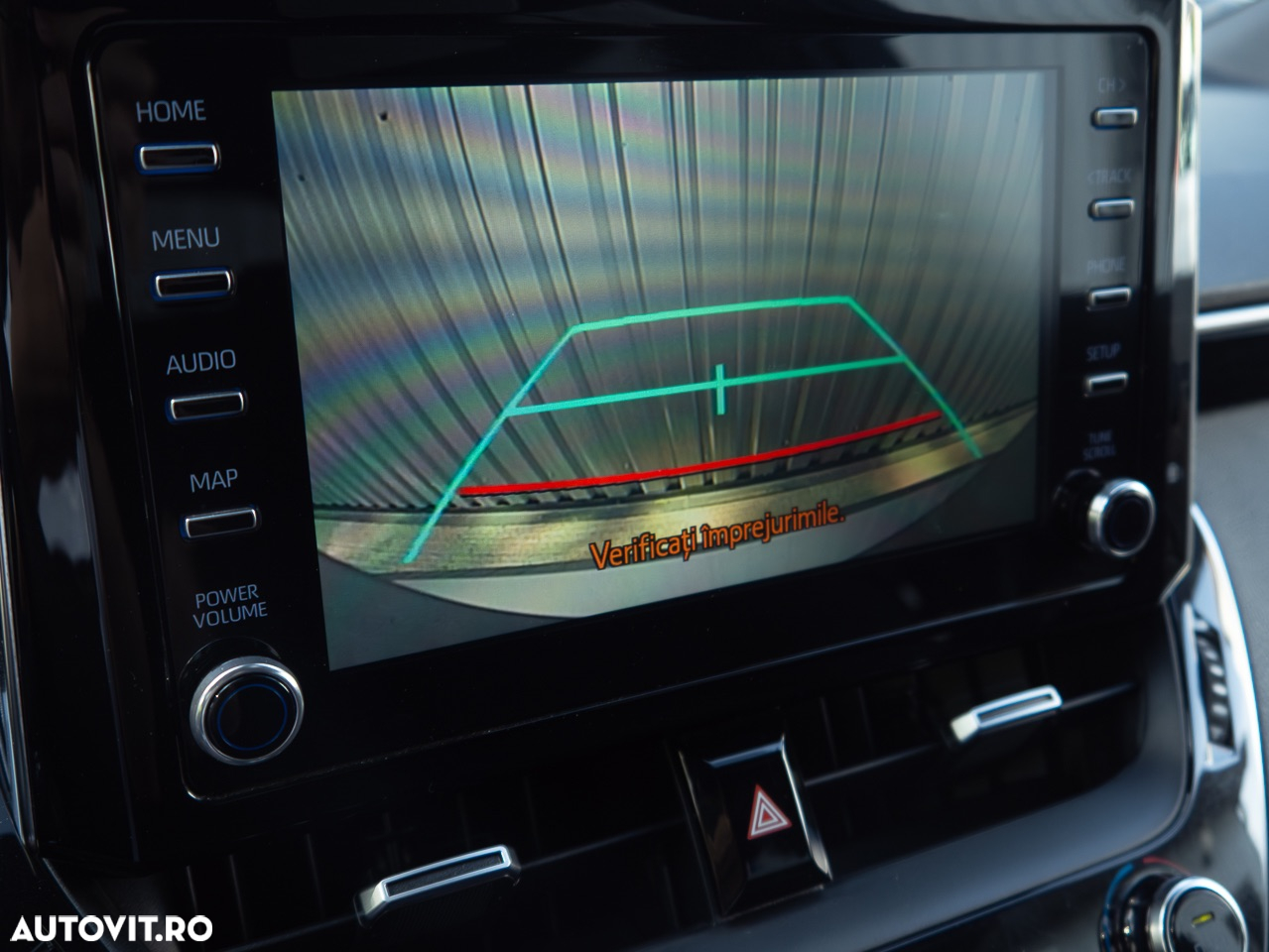 Toyota Corolla 2.0 HSD Exclusive Plus Bi-tone - 20