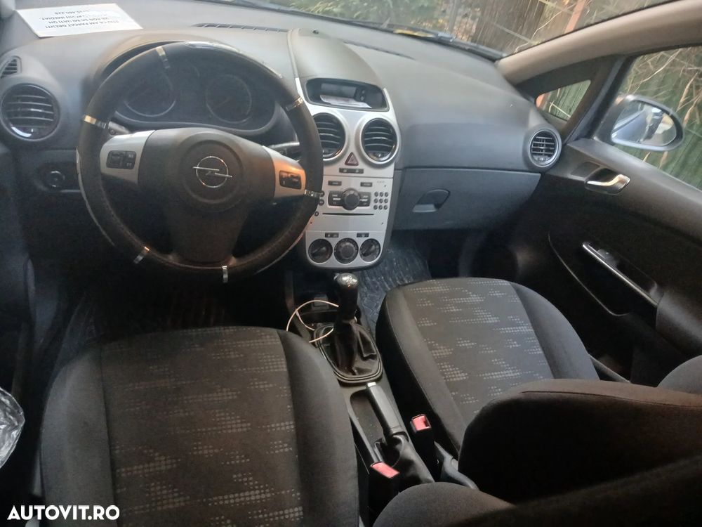 Opel Corsa - 9