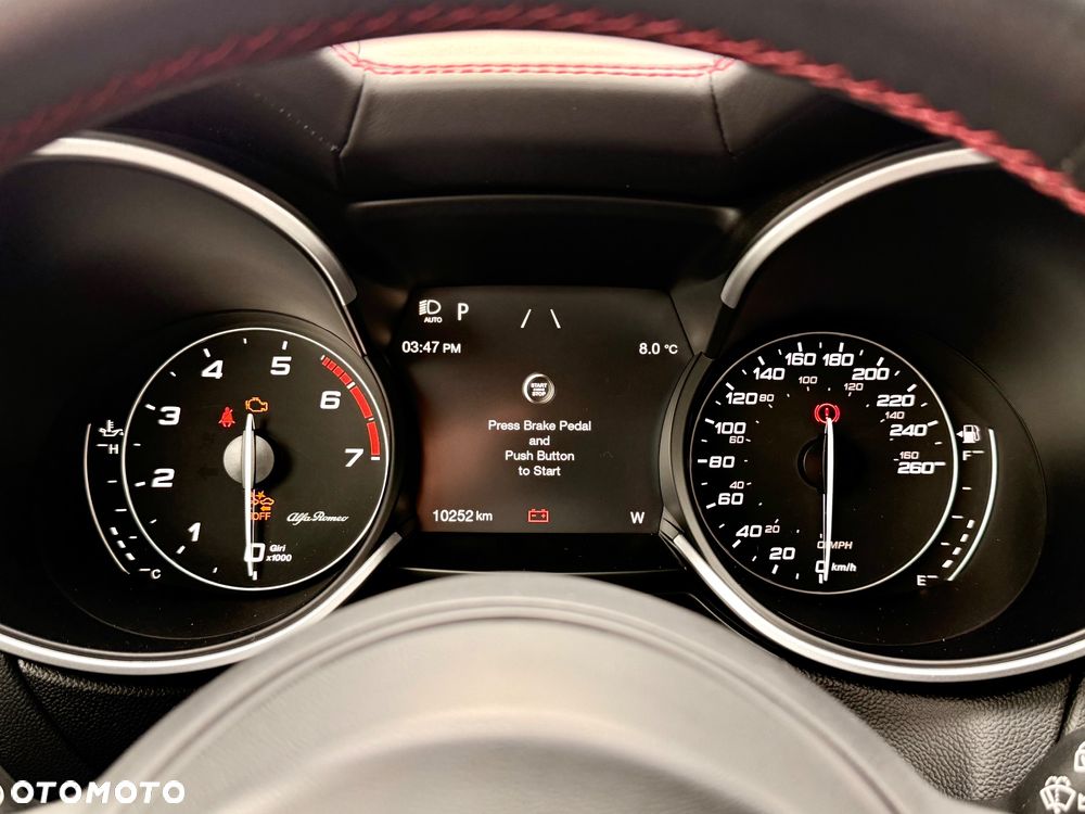 Alfa Romeo Stelvio 2.0 Turbo 16V AT8-Q4 Estrema - 24