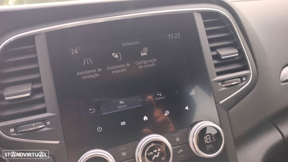 Renault Mégane BLUE dCi 115 EDC LIMITED - 19