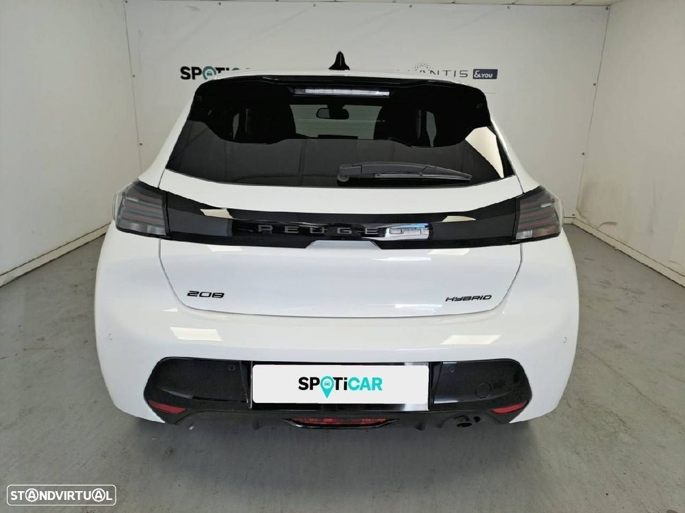 Peugeot 208 1.2 PureTech Allure EAT8 - 7