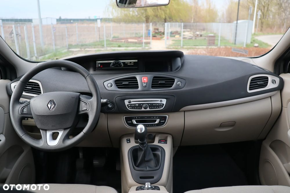 Renault Scenic - 14