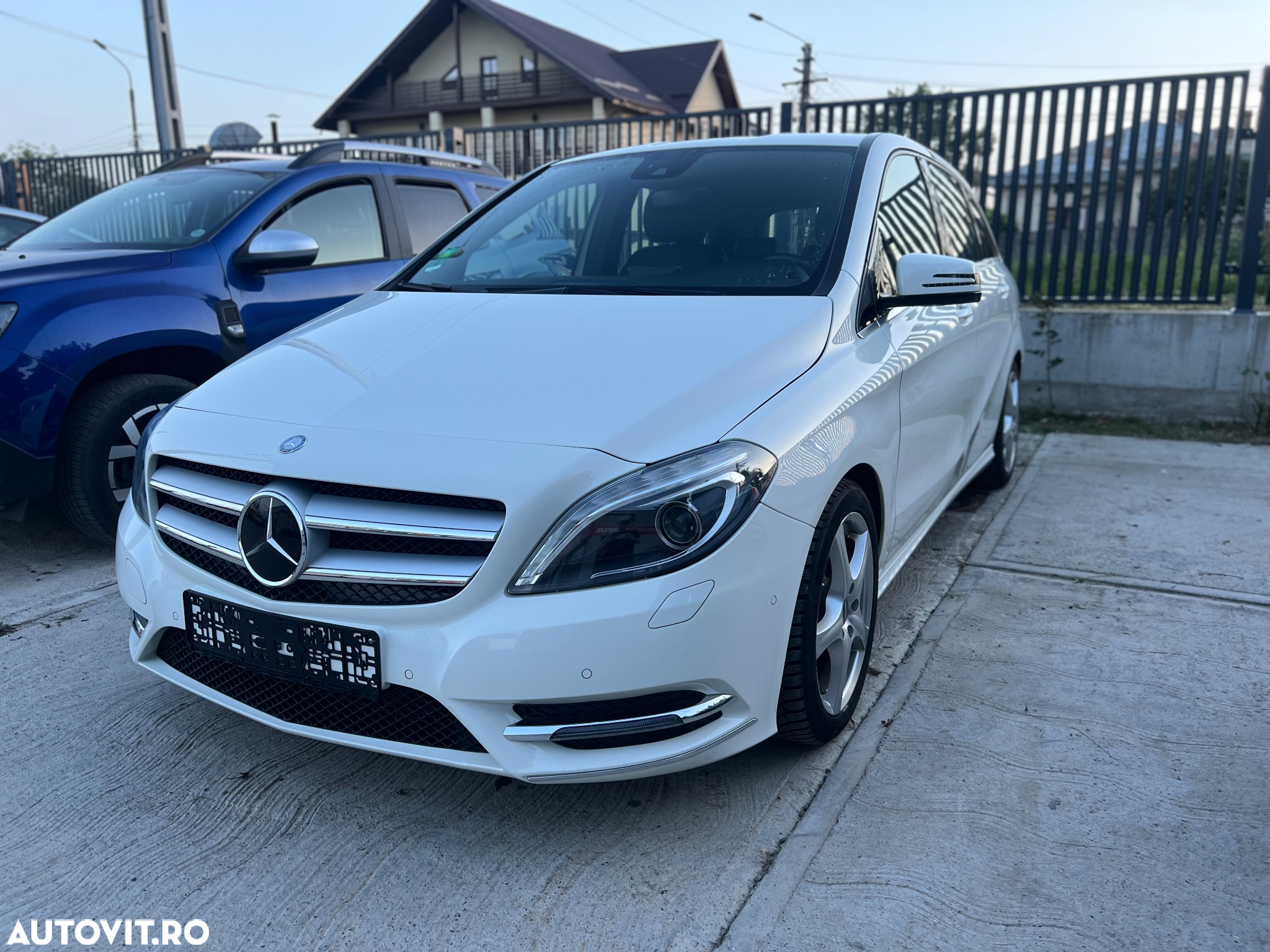 Mercedes-Benz B 200 BlueEFFICIENCY - 31