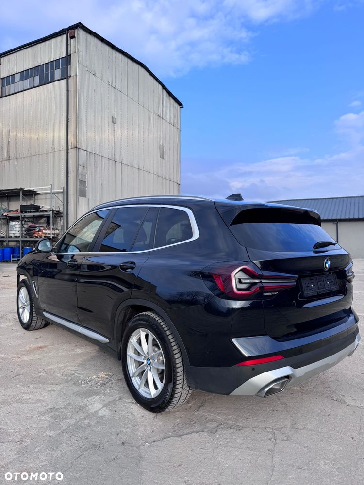 BMW X3 xDrive20d Advantage - 2