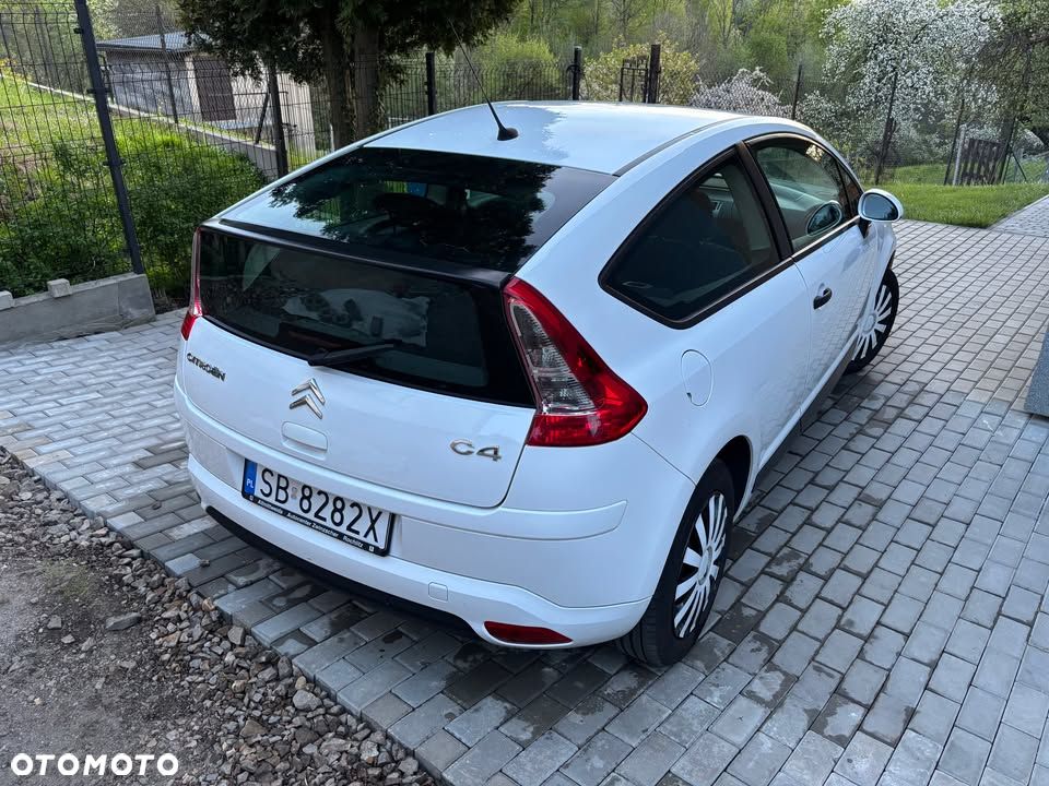 Citroën C4 1.4 16V VTR - 7