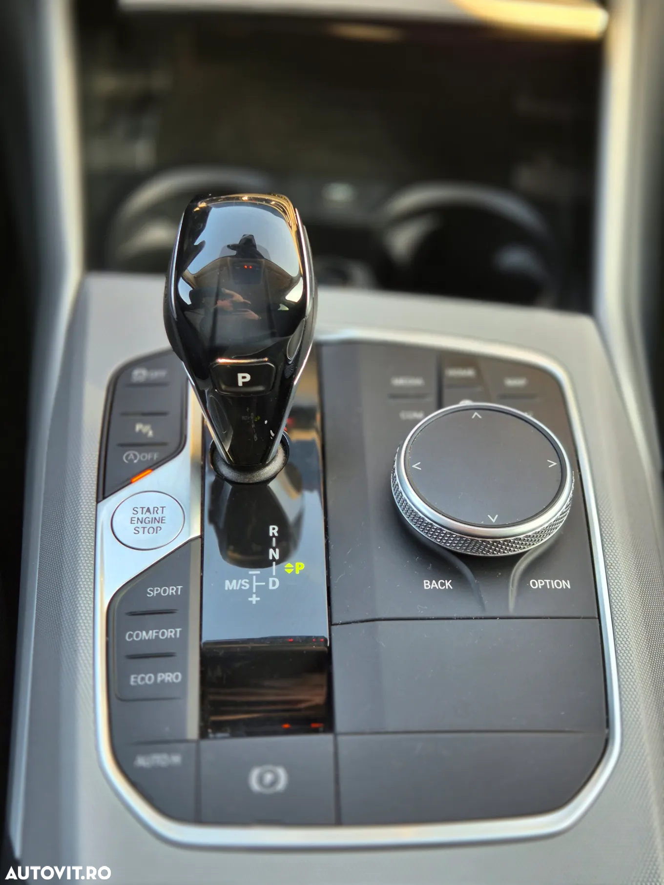 BMW Seria 3 318d Aut. - 24