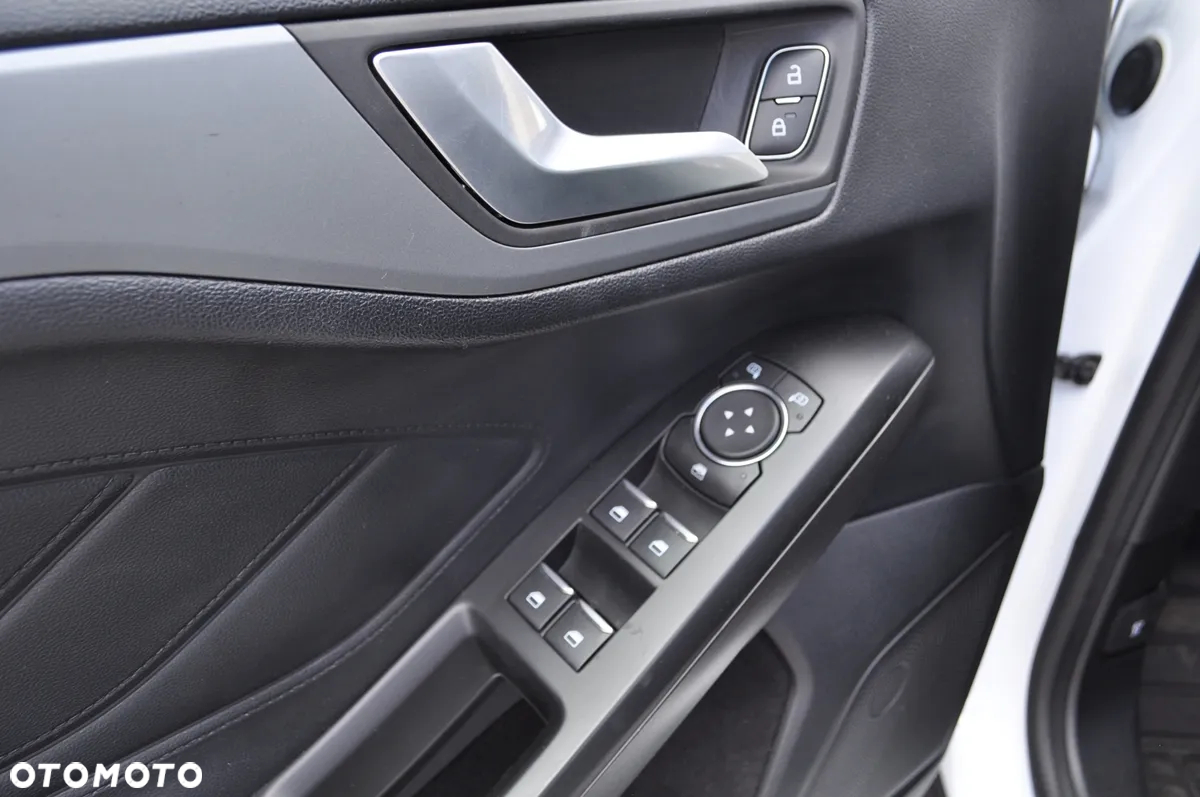 Ford Focus 1.5 EcoBlue Active Business - 35