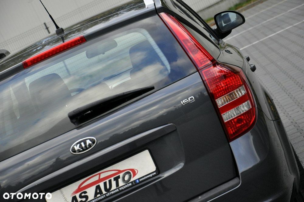 Kia Ceed 1.4 CVVT SW EX - 26