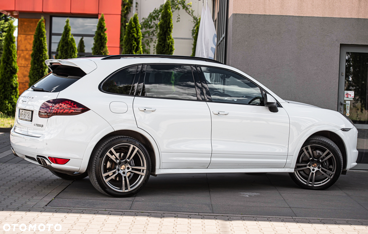 Porsche Cayenne Diesel Platinum Edition - 10