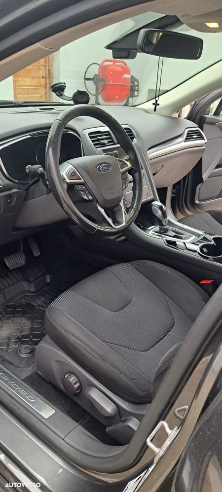 Ford Mondeo - 8