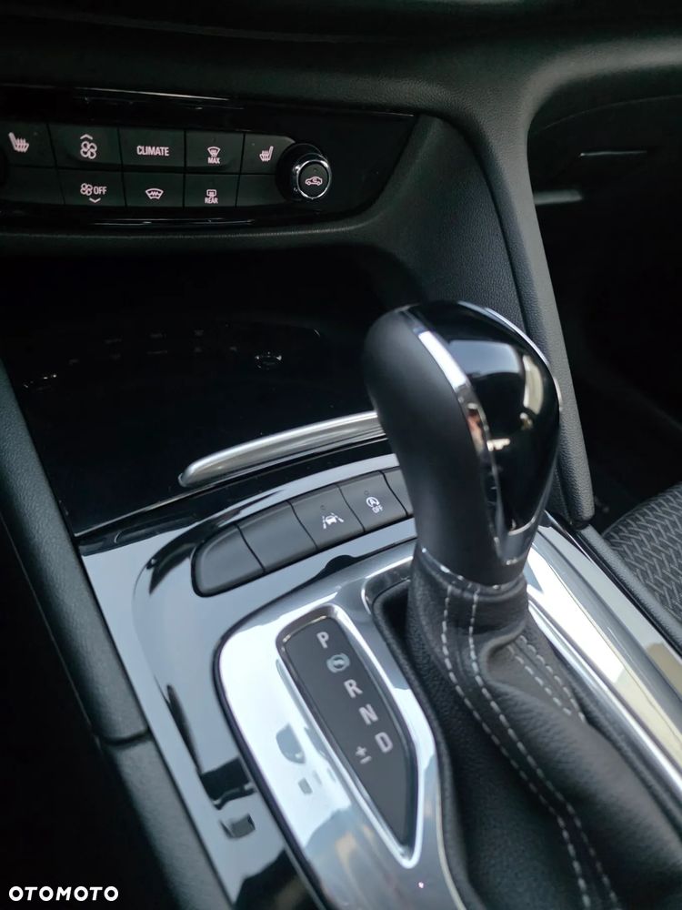 Opel Insignia 2.0 CDTI Elegance S&S - 19