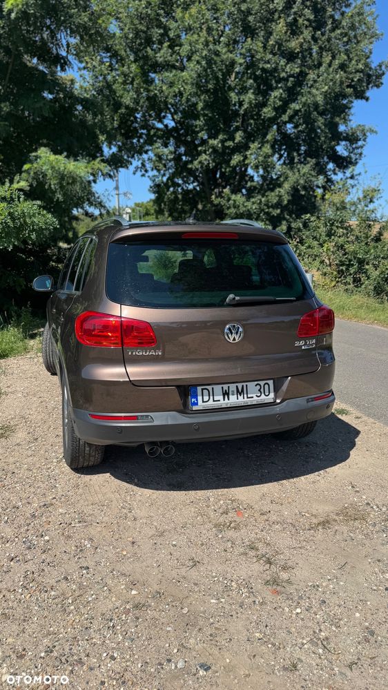 Volkswagen Tiguan 2.0 TDI DPF BlueMotion Technology Lounge Sport & Style - 2