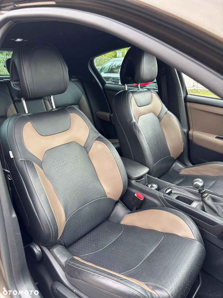 Citroën DS4 HDi 165 SportChic - 21