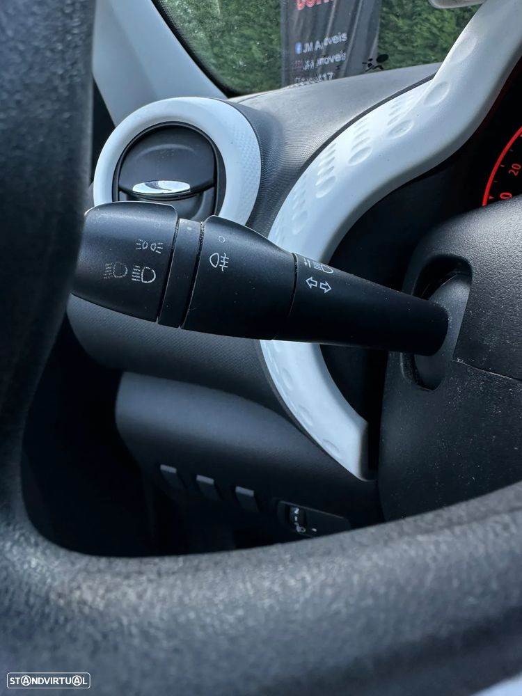 Renault Twingo E-Tech — fotografia 14
