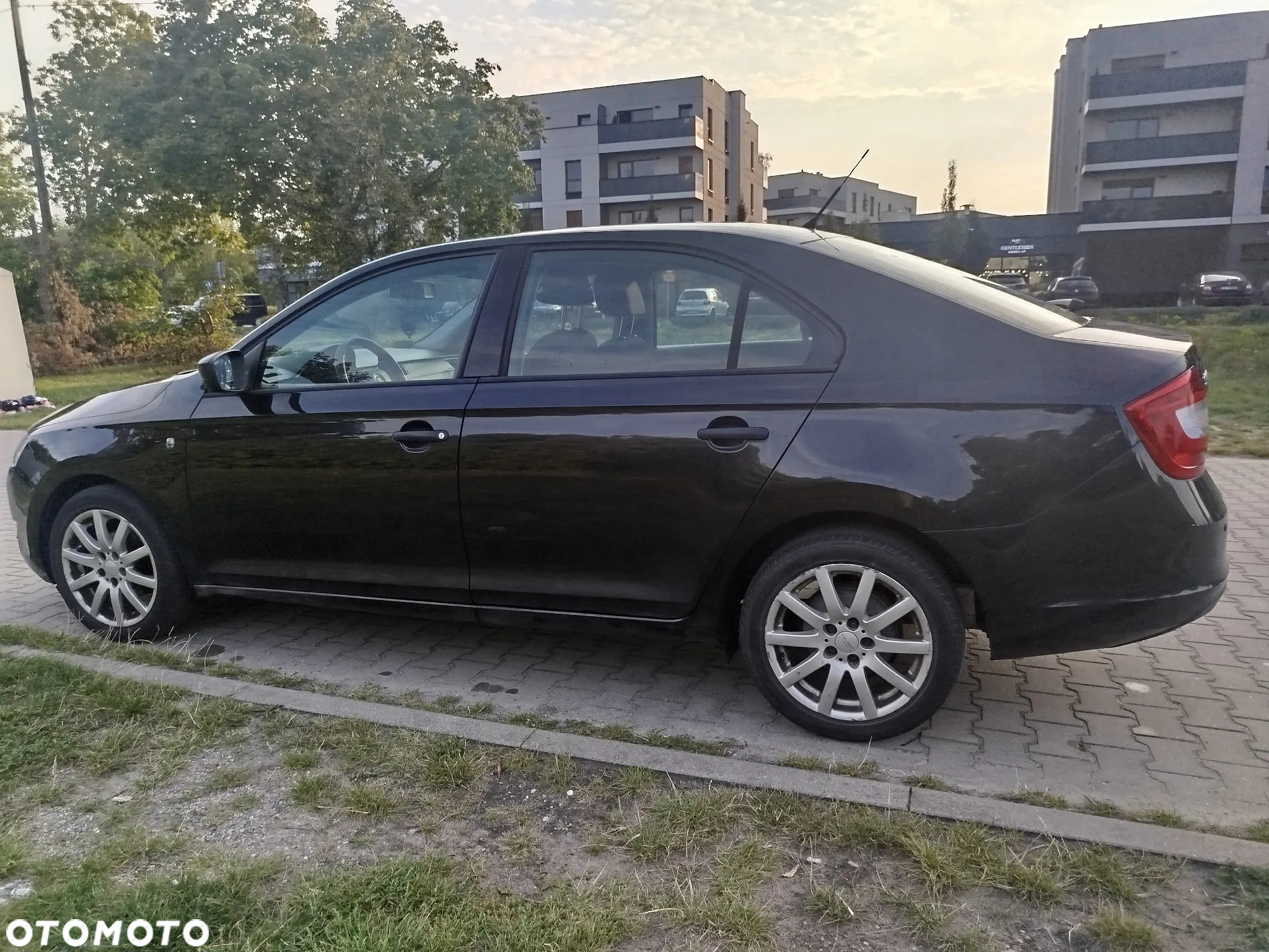 Skoda RAPID 1.2 Active - 6