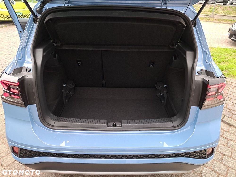 Volkswagen T-Cross - 11