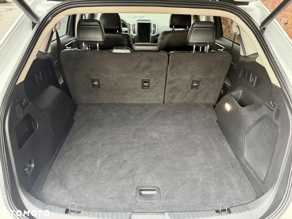 Ford Edge - 21
