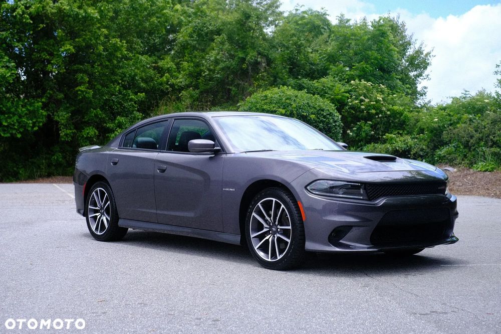 Dodge Charger - 12