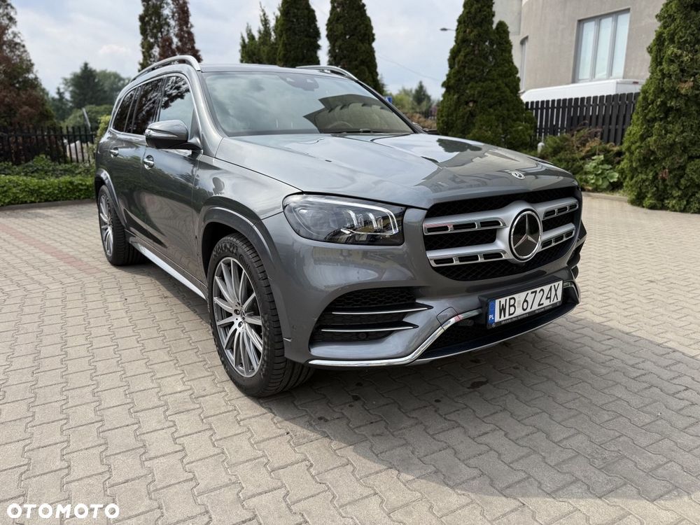 Mercedes-Benz GLS - 1
