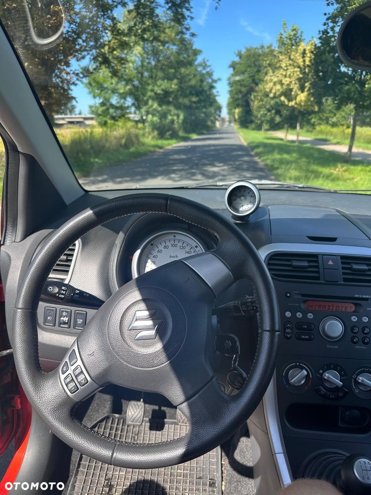 Suzuki Splash 1.0 Club - 10
