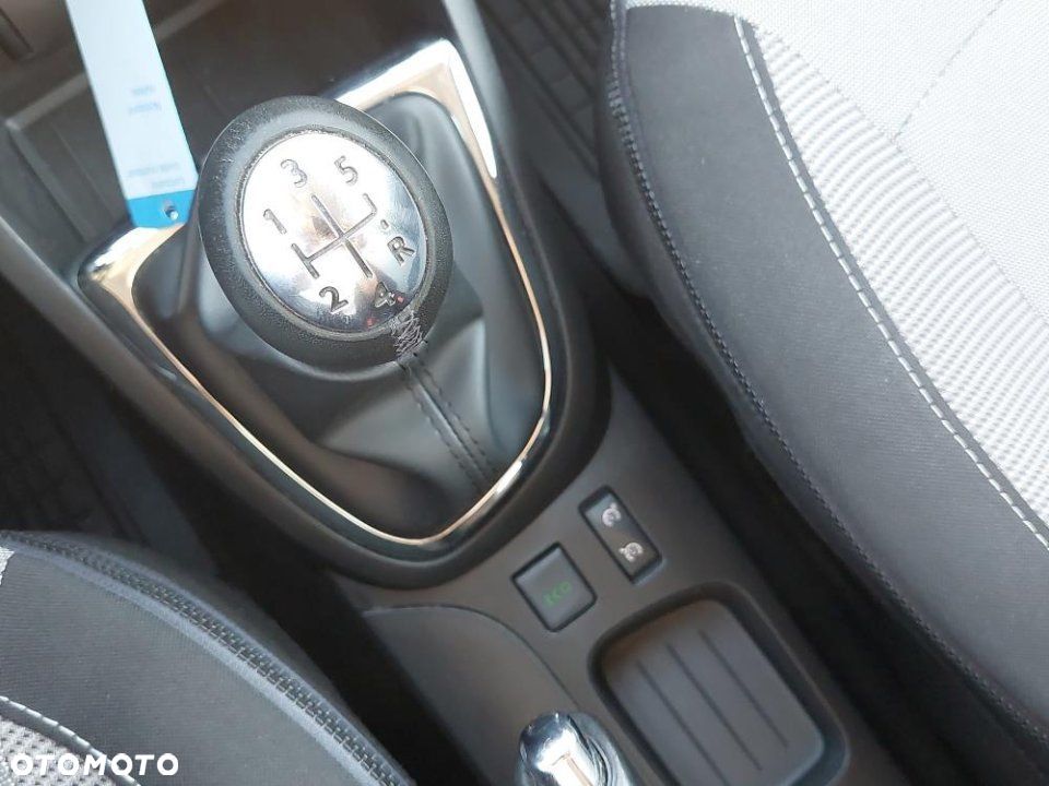 Renault Captur - 28