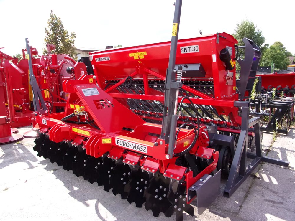 Meprozet Siewnik talerzowy, stopkowy-redlicowy, SR25/SRT25, SR27/SRT27, SR30/SRT30, S107, S107T, poplonów S119, nabudowany SNT30 agregat uprawowo siewny Euro-Masz, Akpil, Agro-Masz - 34