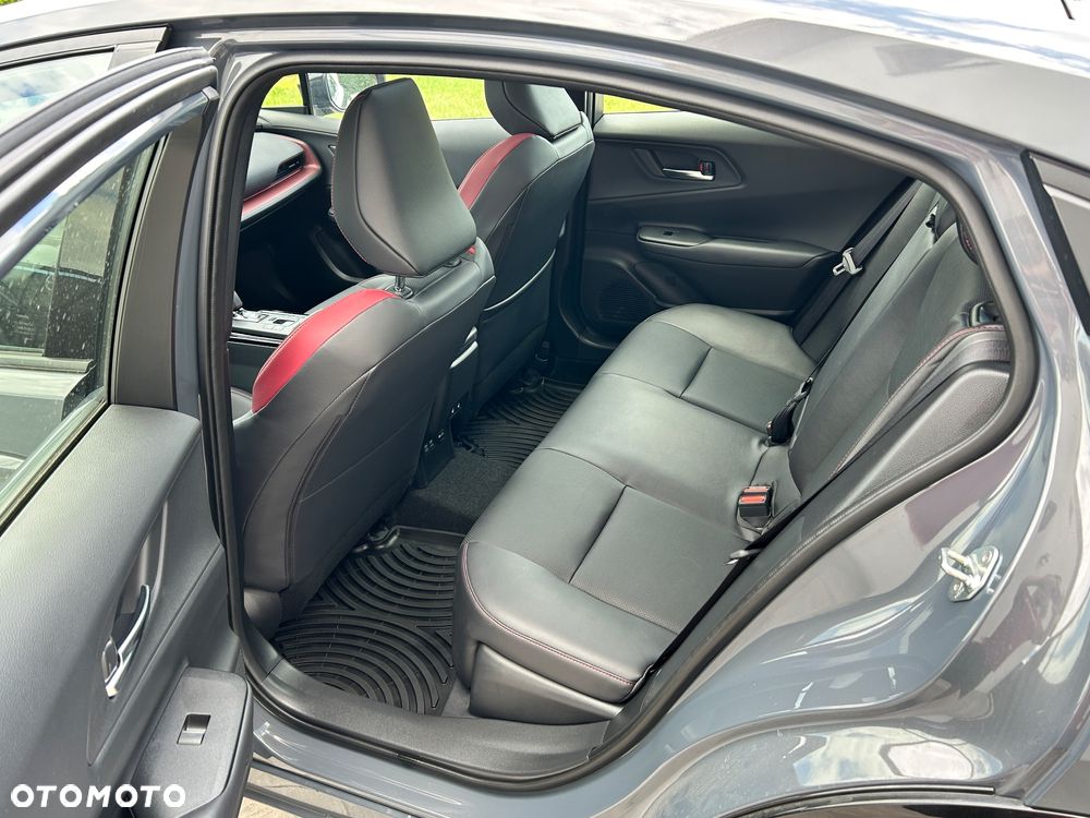 Toyota Prius 2.0 Hybrid Executive - 12