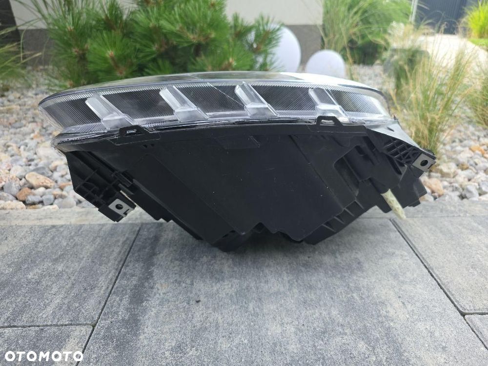 DACIA DUSTER 2 II LIFT Lampy przód Full Led 260602515R 260109550R Chrom - 10