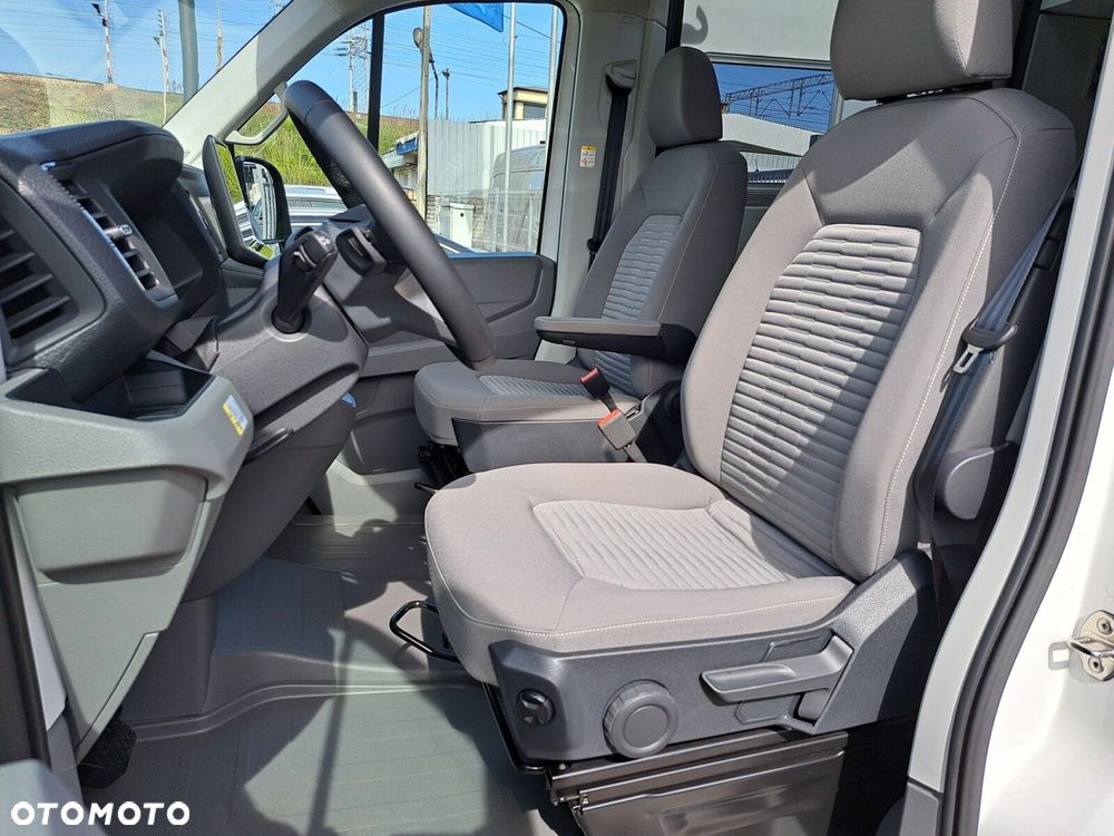 Volkswagen Crafter - 23