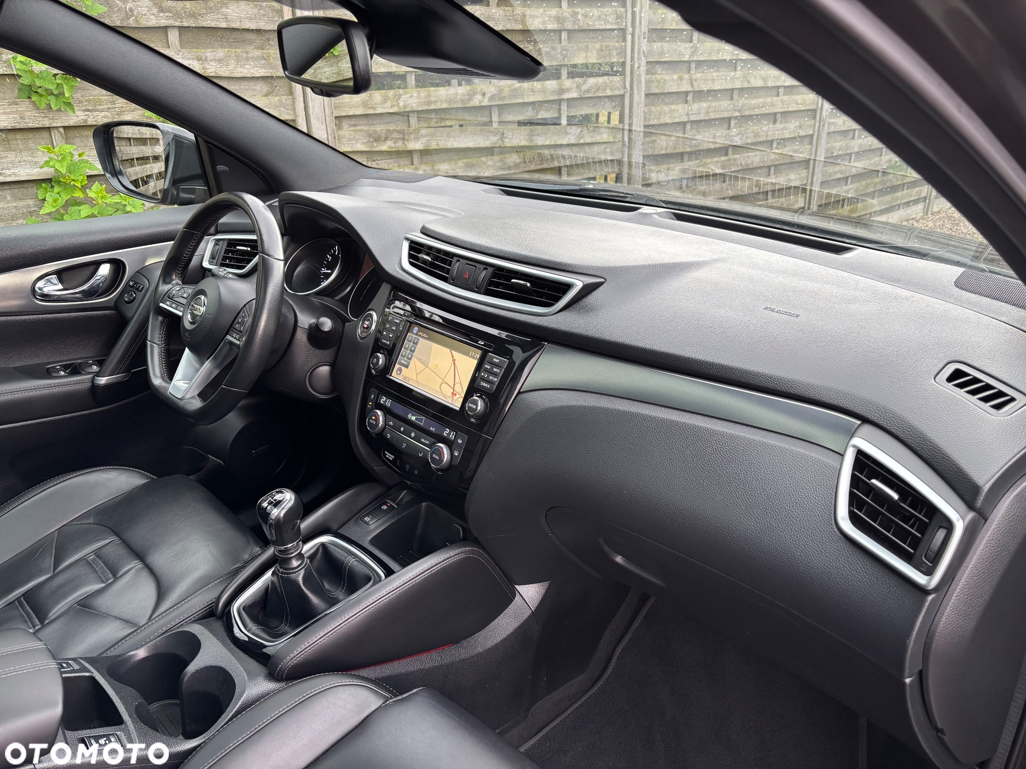 Nissan Qashqai 1.2 DIG-T Tekna+ - 32