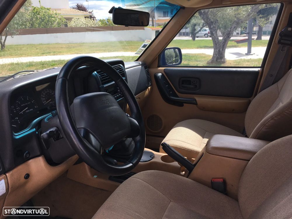Jeep Cherokee 2.5 TD Jamboree - 8