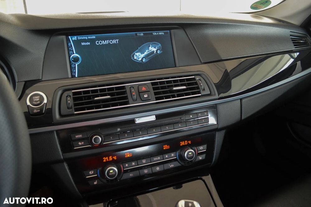 BMW Seria 5 520i Aut. Luxury Line - 25