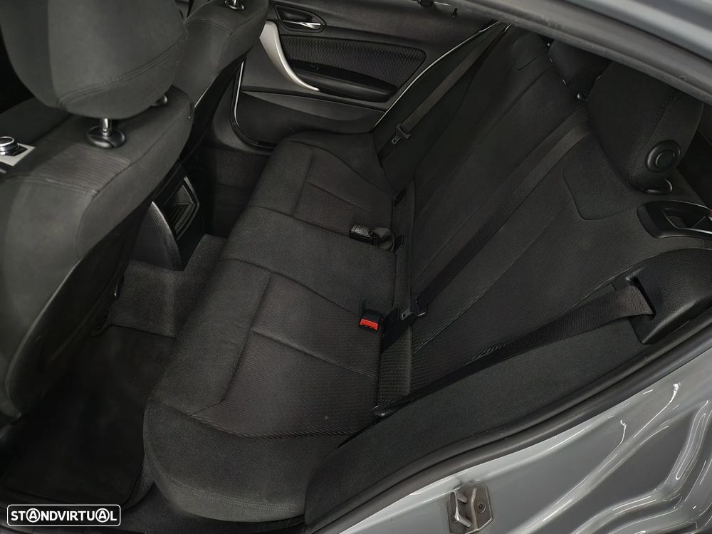 BMW 116 d Line Luxury - 11