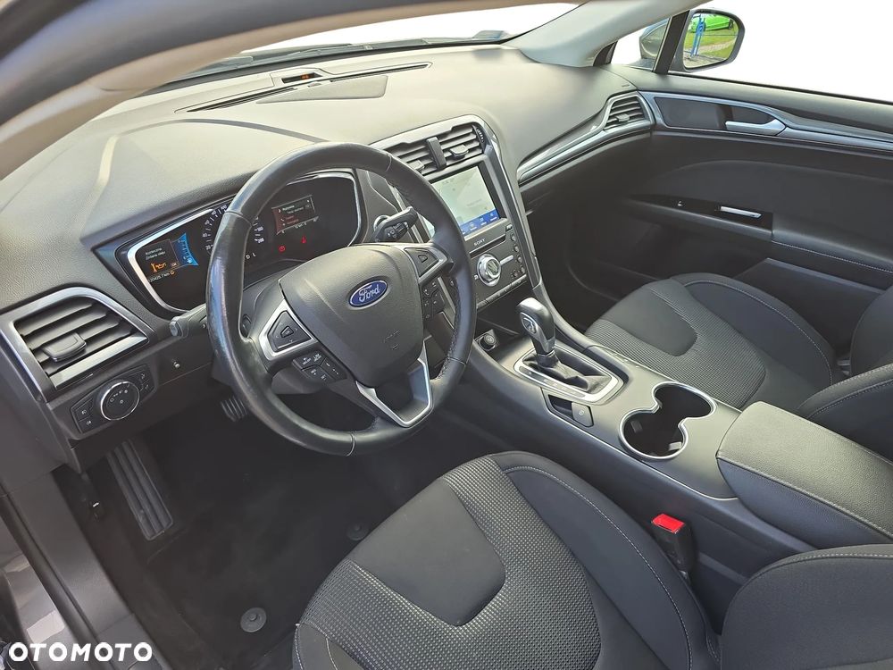 Ford Mondeo 2.0 Hybrid Titanium - 10