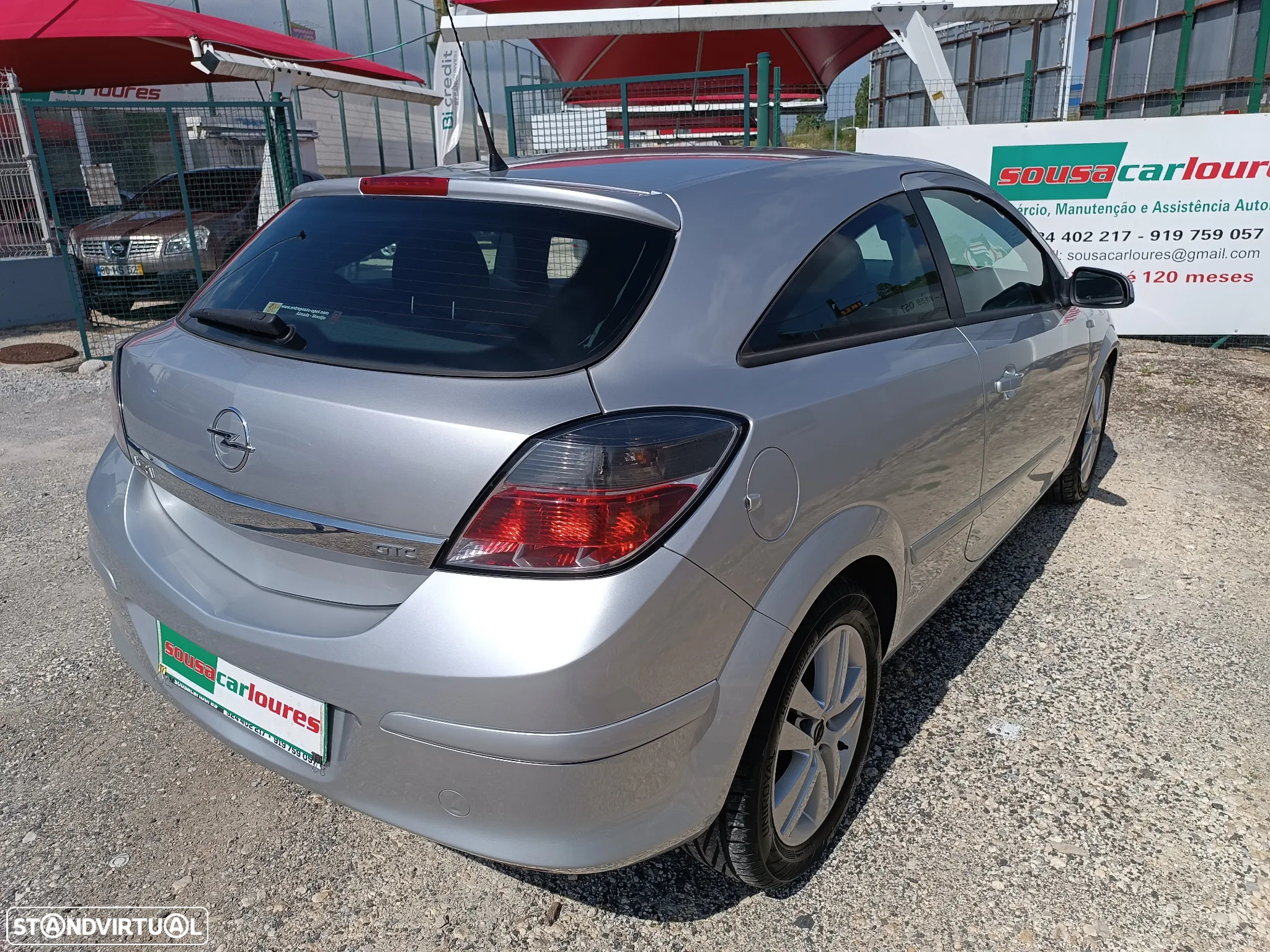 Opel Astra GTC 1.4 - 9