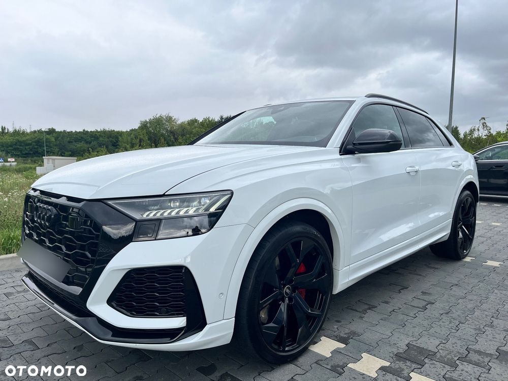 Audi RS Q8 - 9