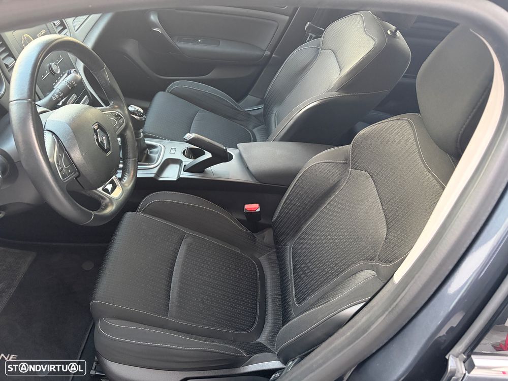 Renault Mégane BLUE dCi 115 ZEN - 15