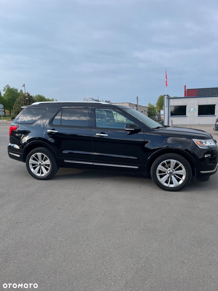 Ford Explorer - 2