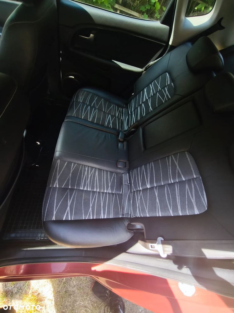 Kia Venga 1.6 Business Line - 13