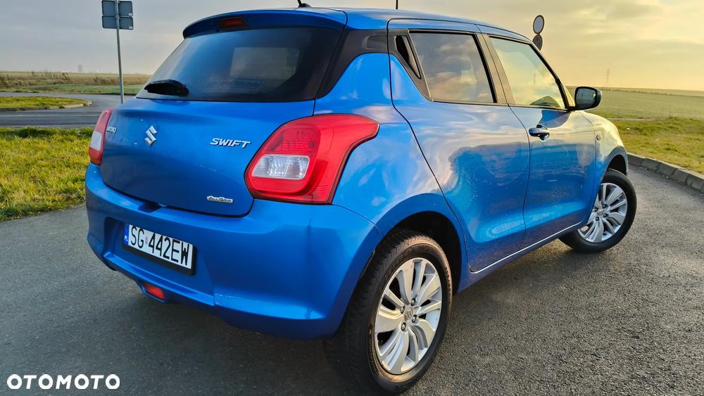 Suzuki Swift 1.2 Premium Plus - 3