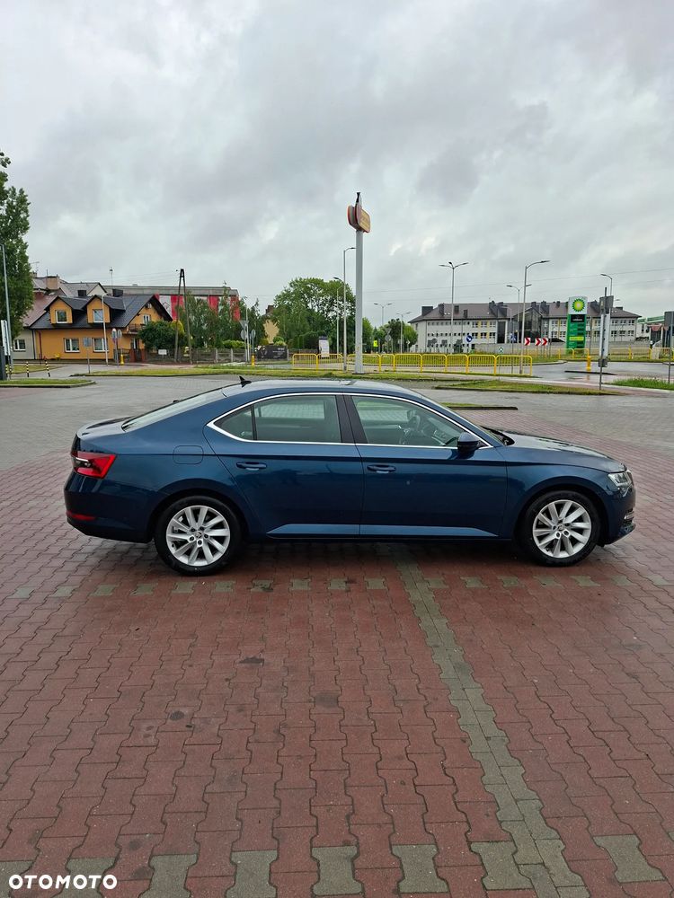Skoda Superb 1.5 TSI Ambition - 6