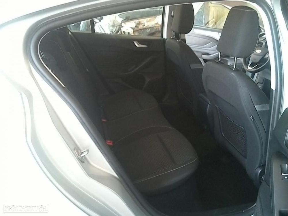Ford Focus 1.5 TDCi ECOBlue Connected - 7